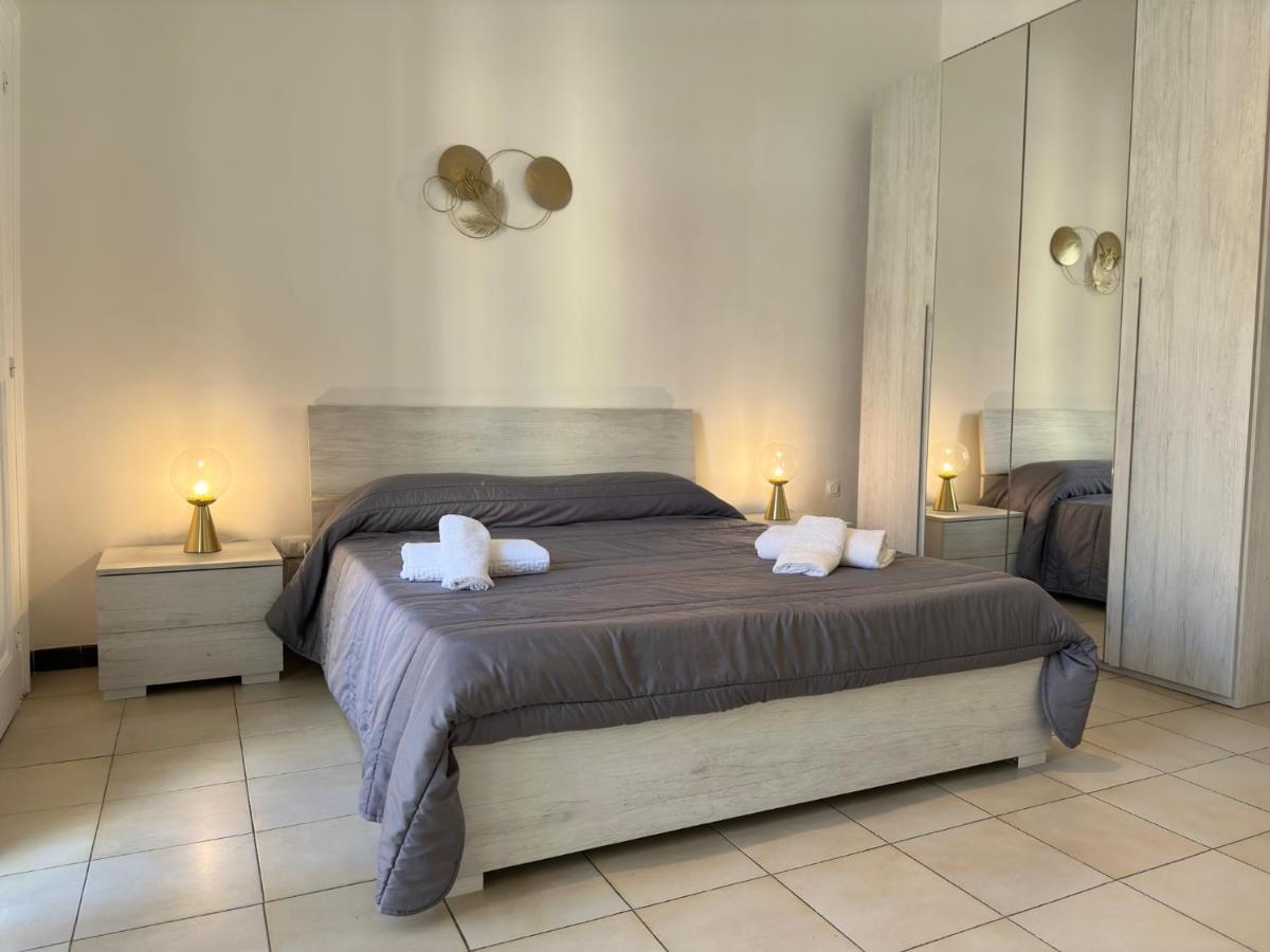 Cconforthotels Appartamento Crispi Bari Luaran gambar