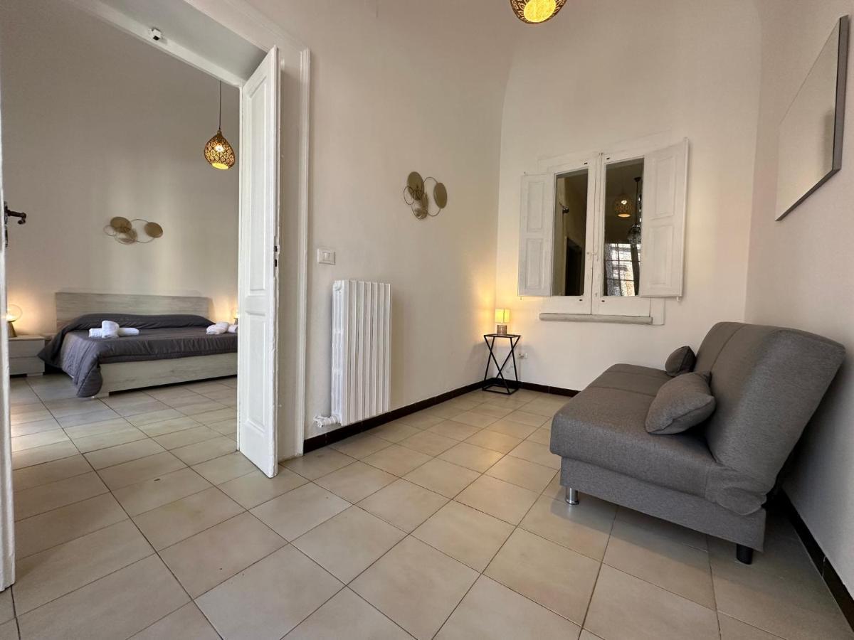 Cconforthotels Appartamento Crispi Bari Luaran gambar
