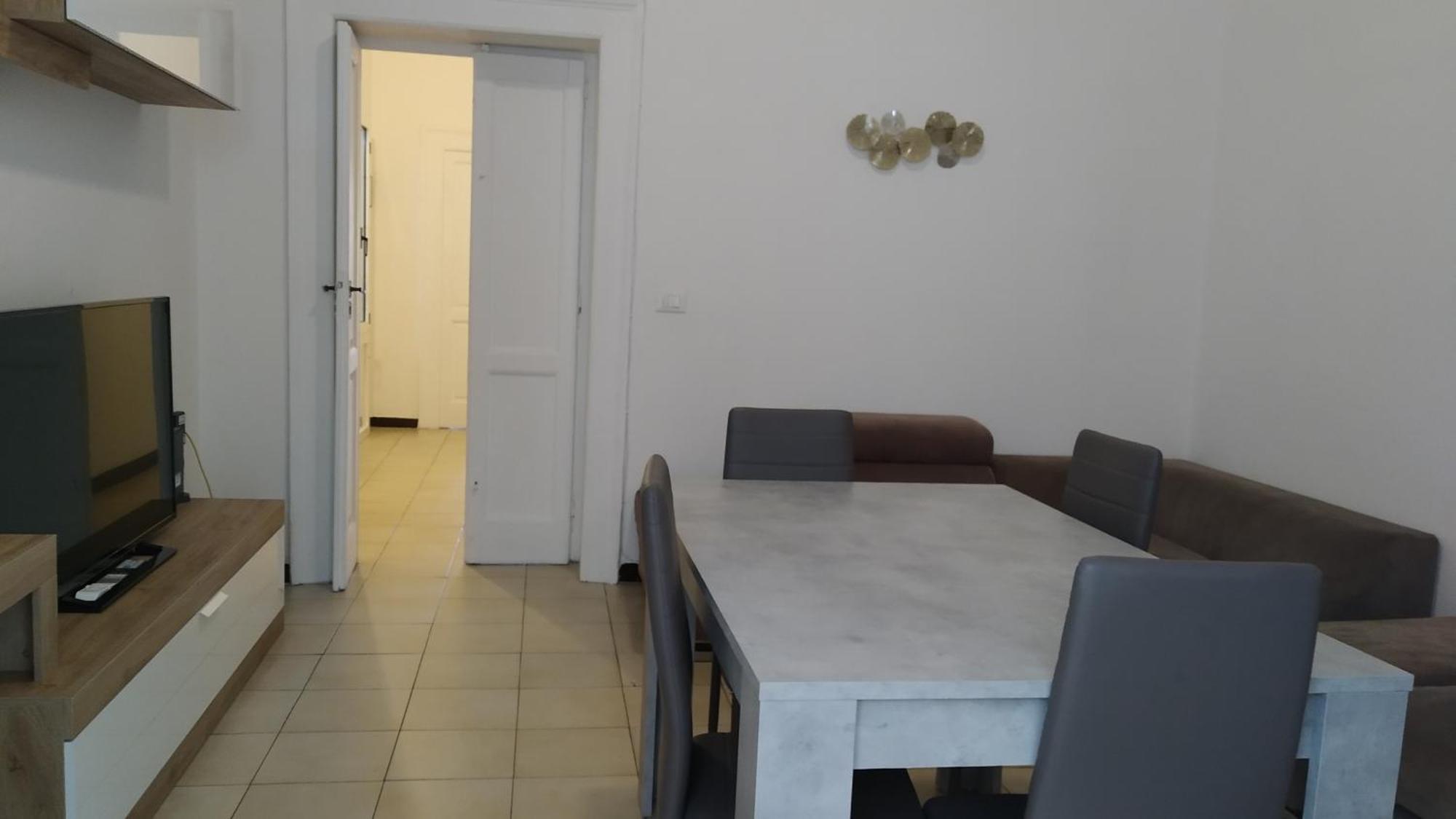 Cconforthotels Appartamento Crispi Bari Luaran gambar